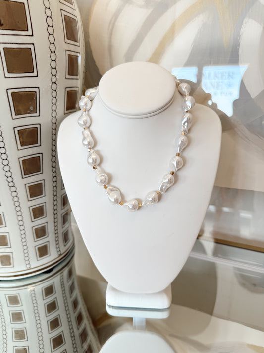 COCO BEACH PEARL NECKLACE