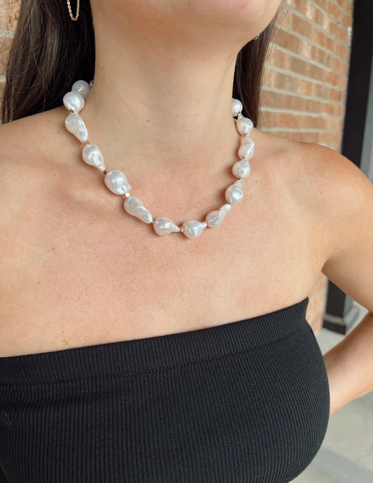 Coco Beach Pearl Necklace