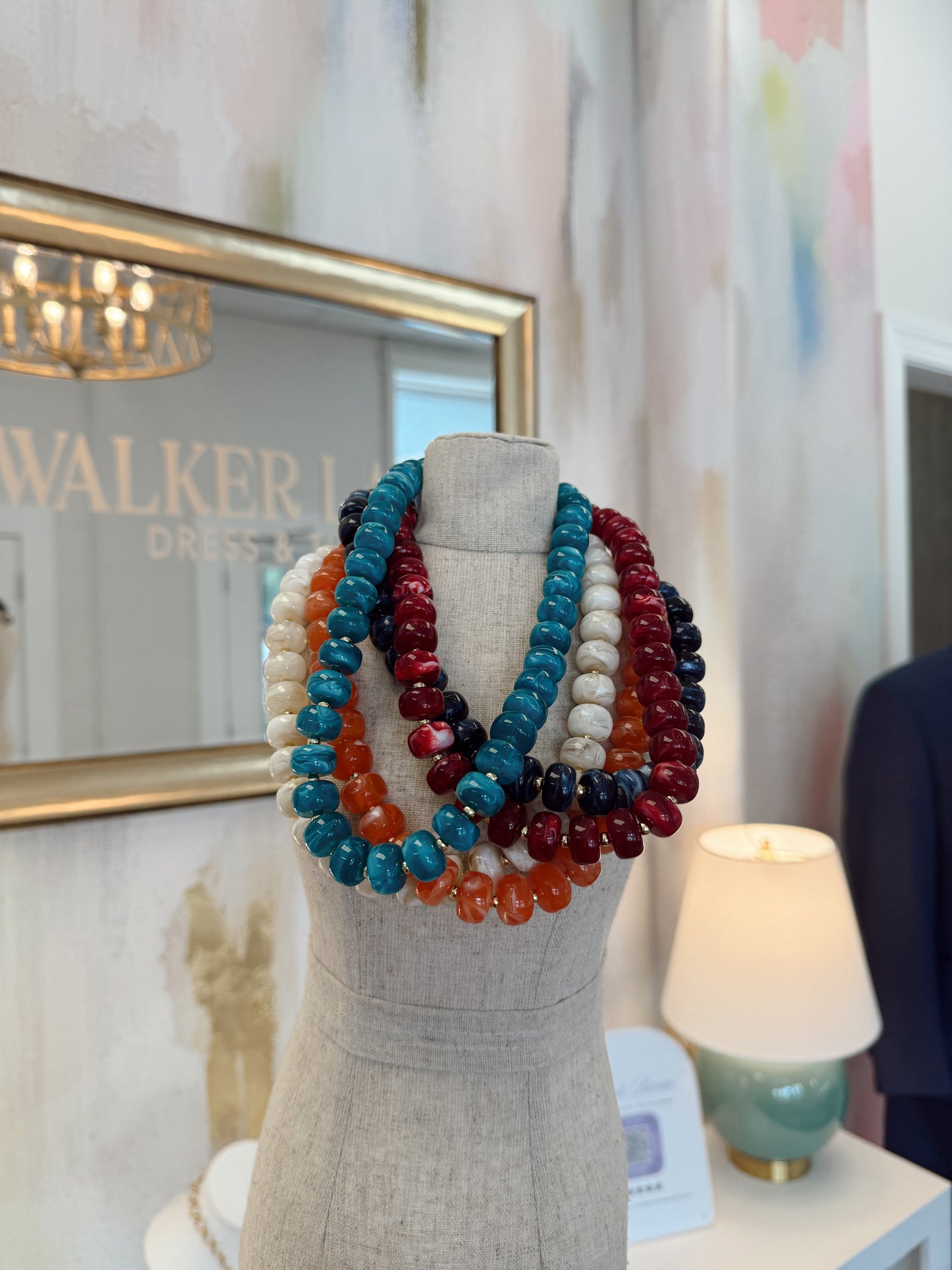 COLORFUL BEADED NECKLACE