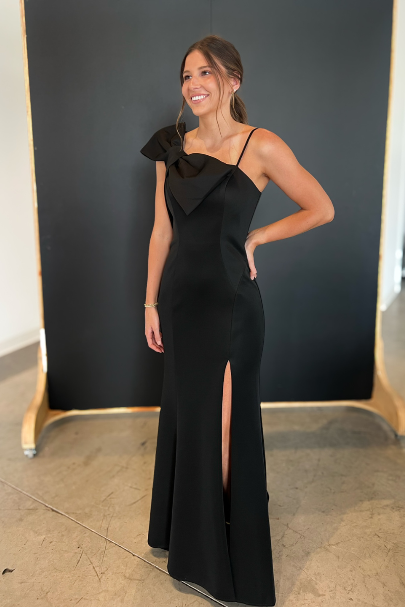 Middleton Gown - Black