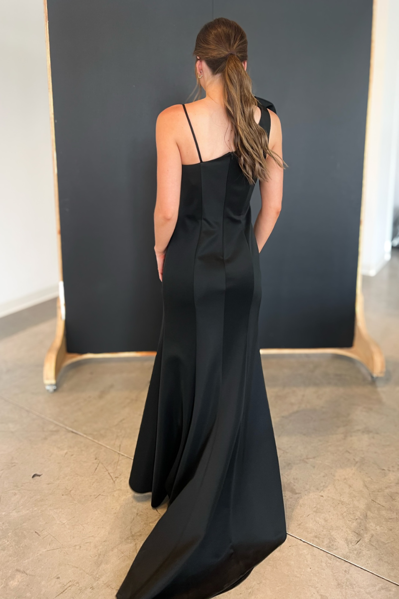 Middleton Gown - Black
